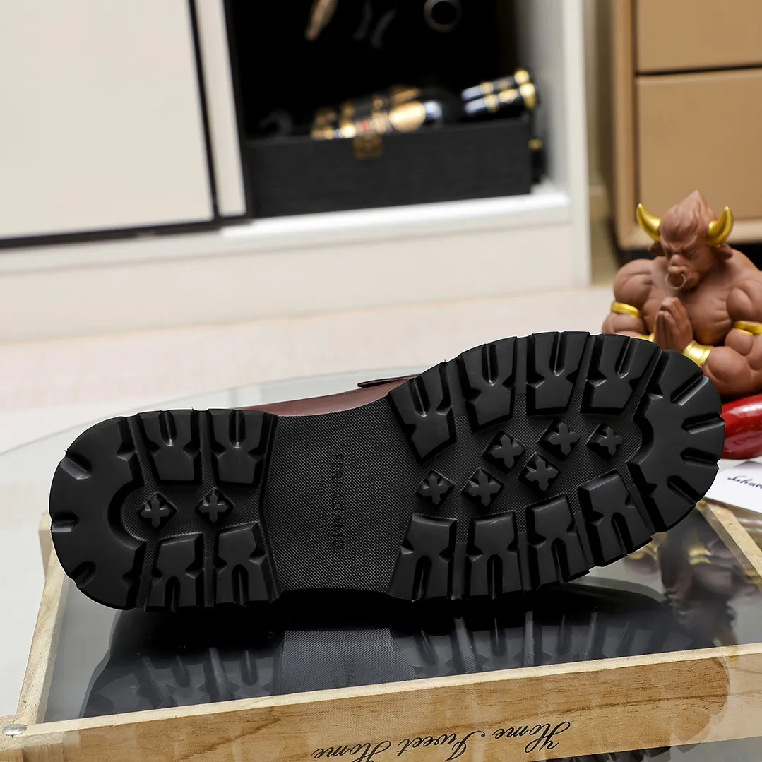 Men's shoes 💰460 🔥Ferragamo's new men's casual slip-on shoes🇨🇳Official website original 1:1 mold, original quality💯Fine workmanship, high-end luxury☘The upper is made of imported Italian first-layer cowhide🌴🐂Leather lining🍓Rubber wear-resistant and non-slip outsole, breathable and comfortable to wear🍍The first choice for high-grade men🍉3 colors available! Code number 38-45……